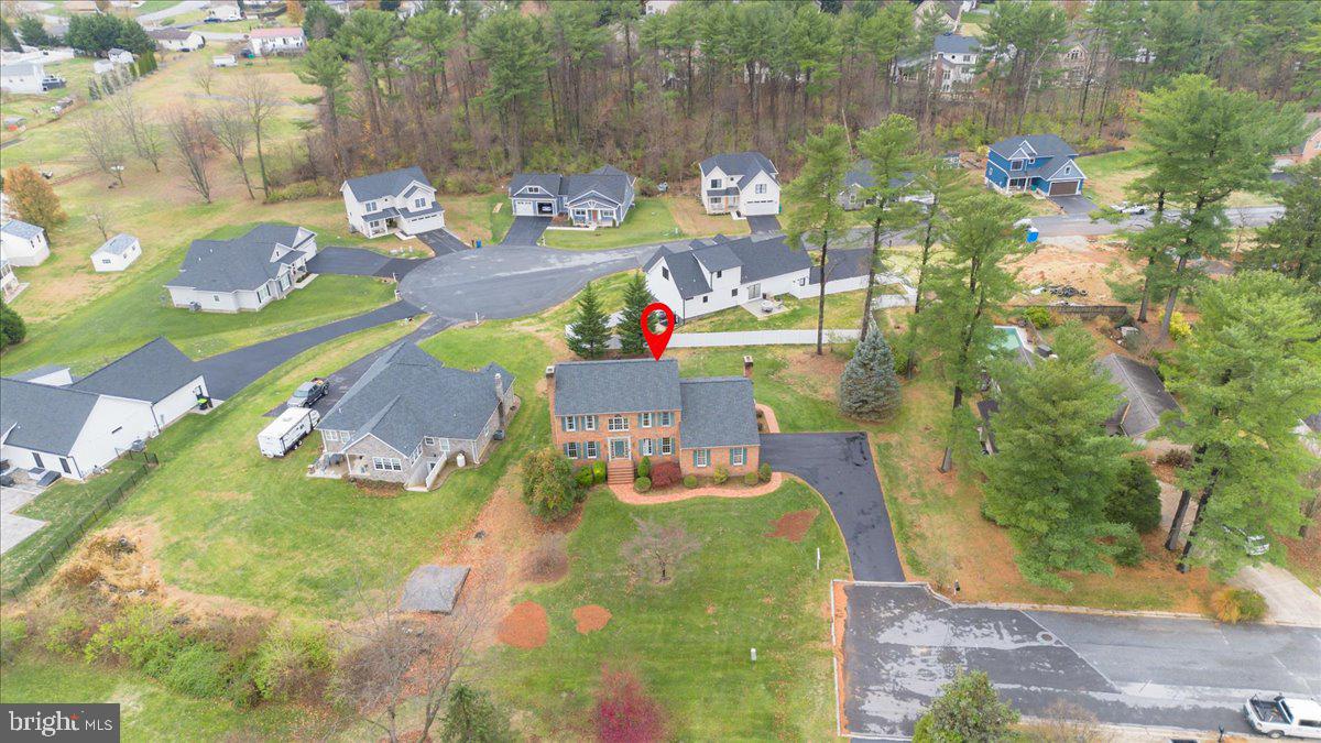 VAN LEAR MANOR - Residential