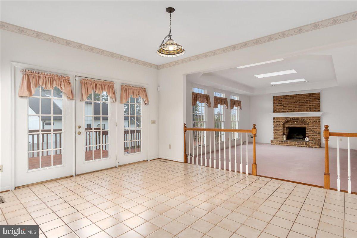 VAN LEAR MANOR - Residential