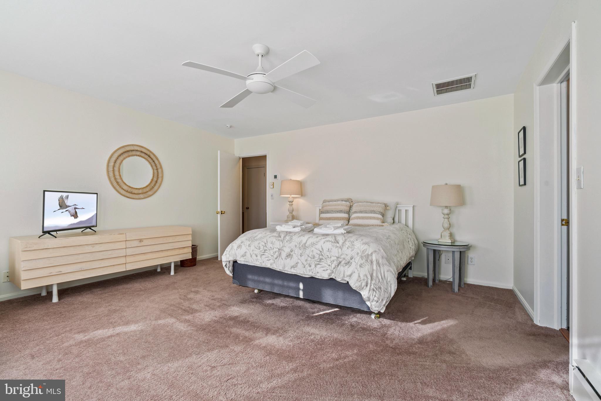 GOOSE NECK - Residential