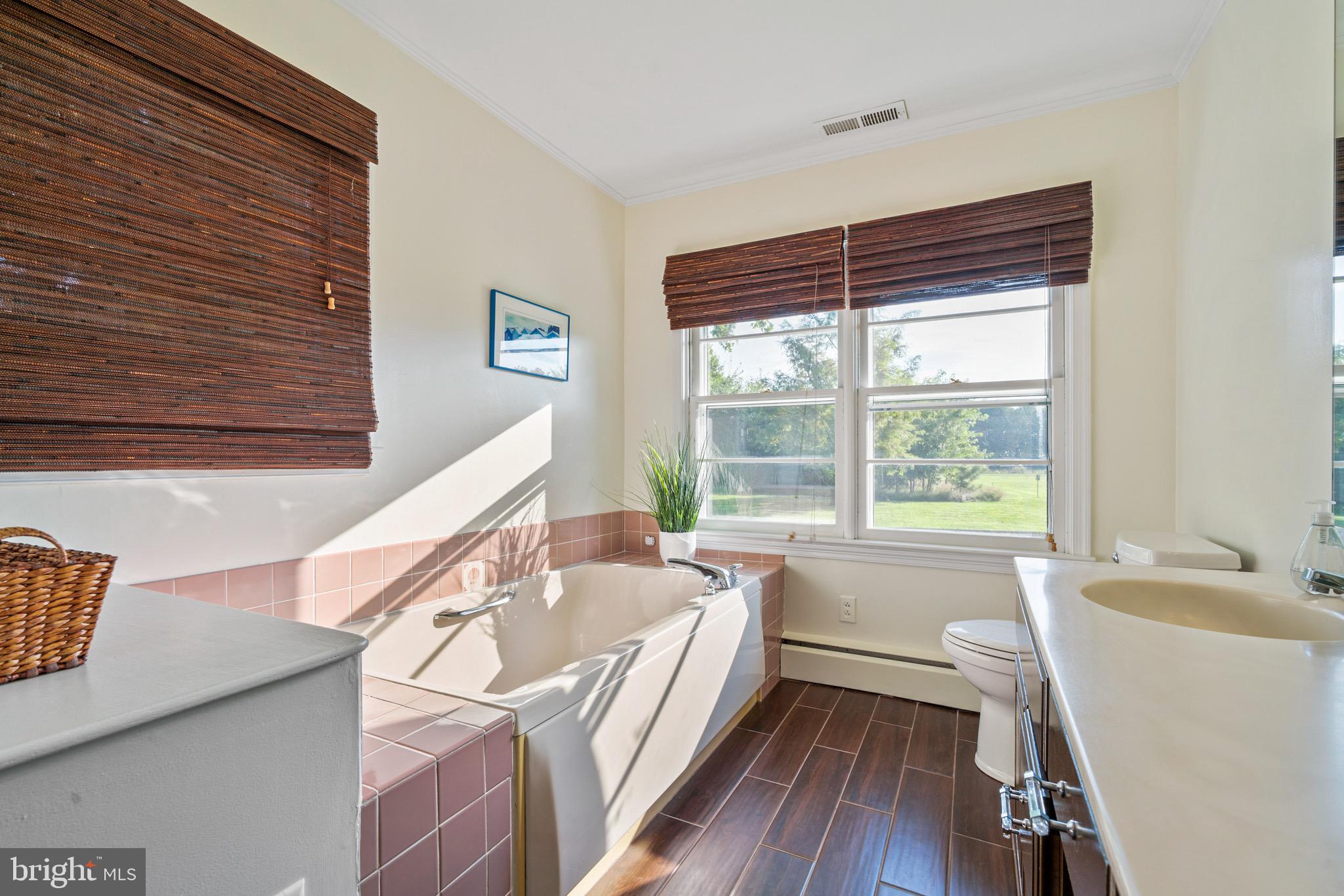 GOOSE NECK - Residential