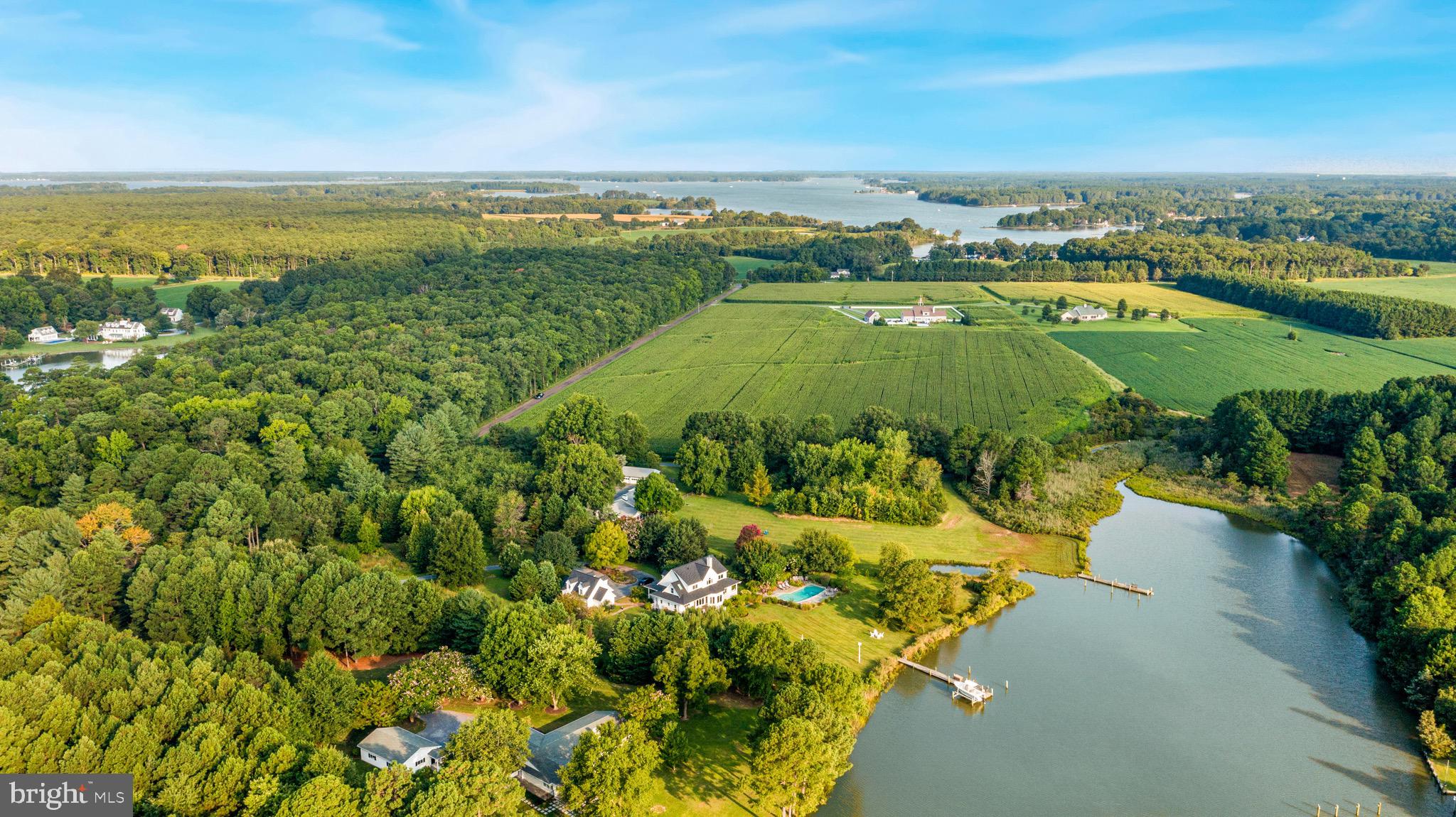 GOOSE NECK - Residential