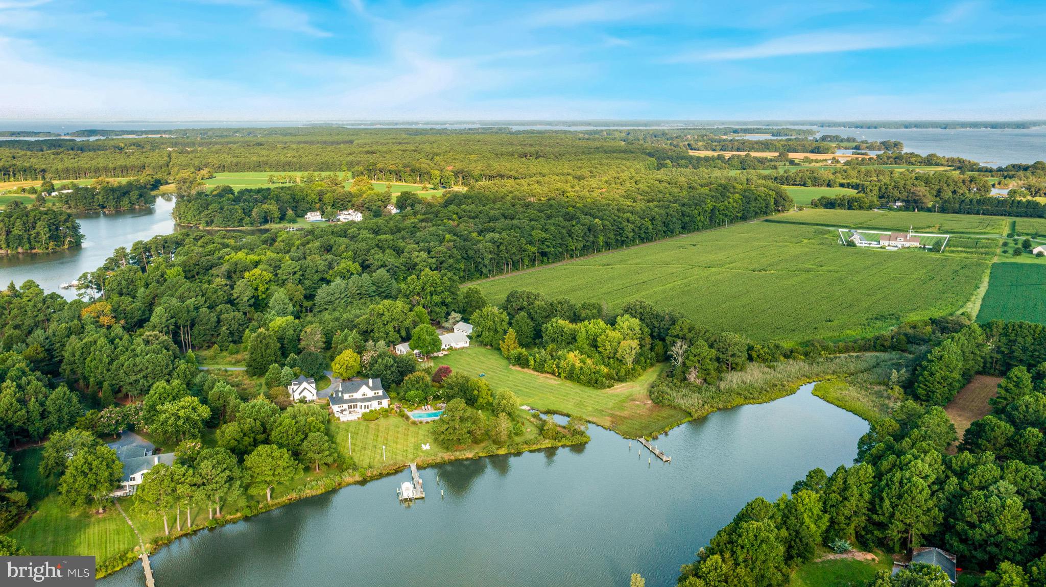 GOOSE NECK - Residential