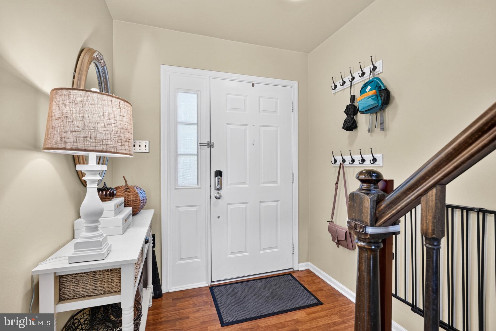 153 LEEDOM WAY