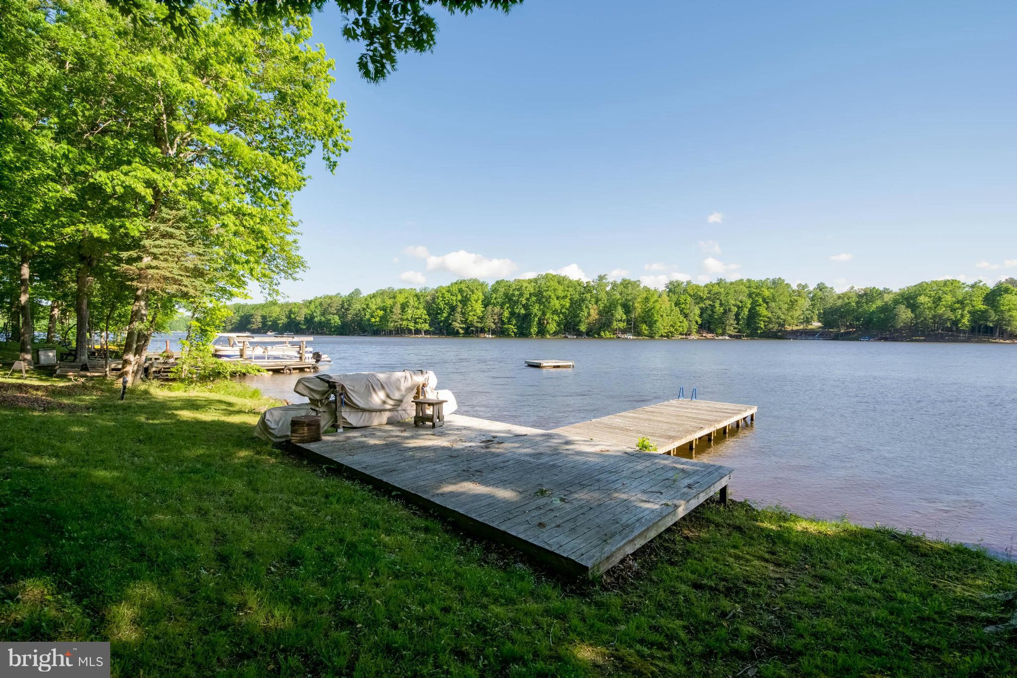 LAKE CAROLINE - Residential Lease