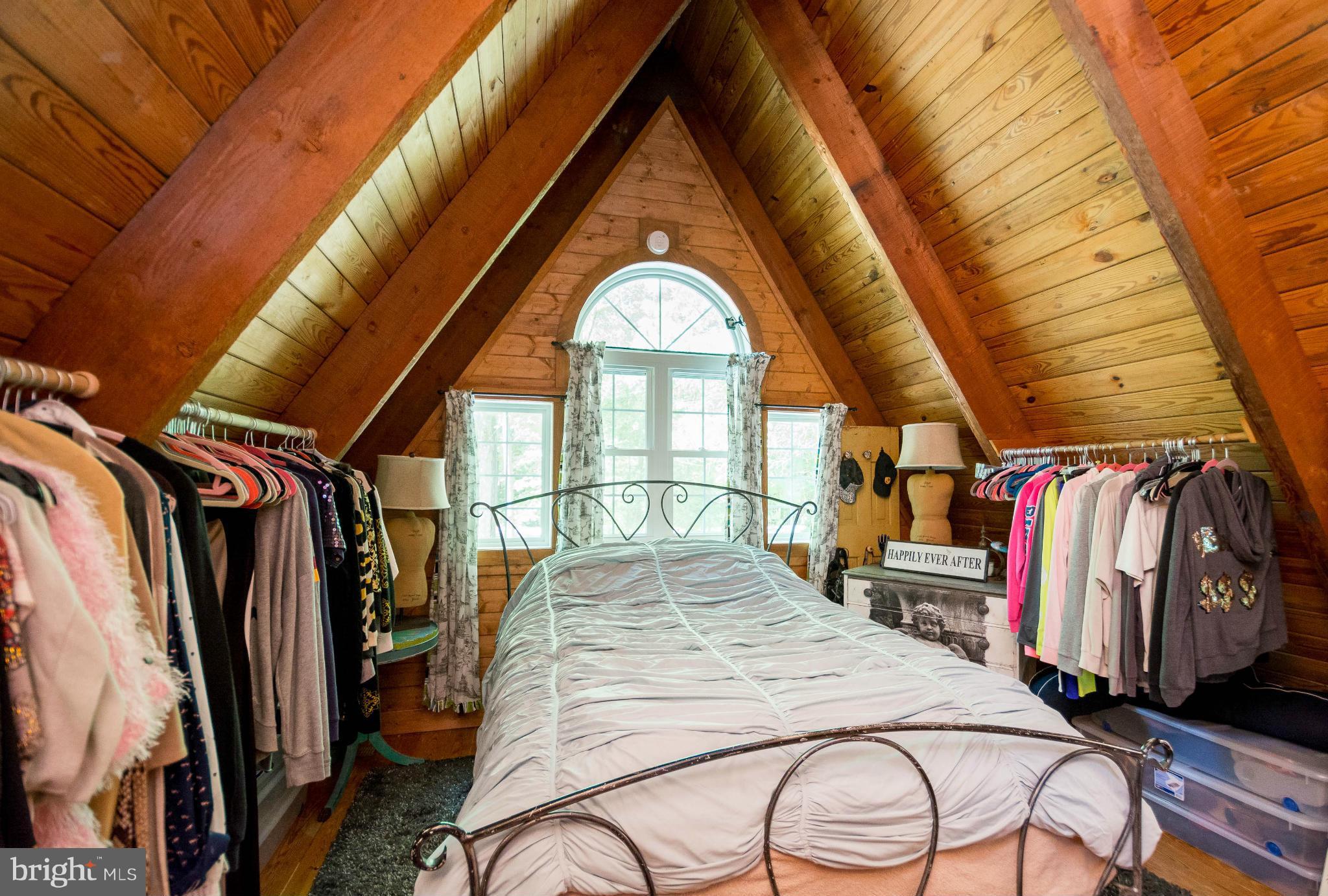 LAKE CAROLINE - Residential Lease