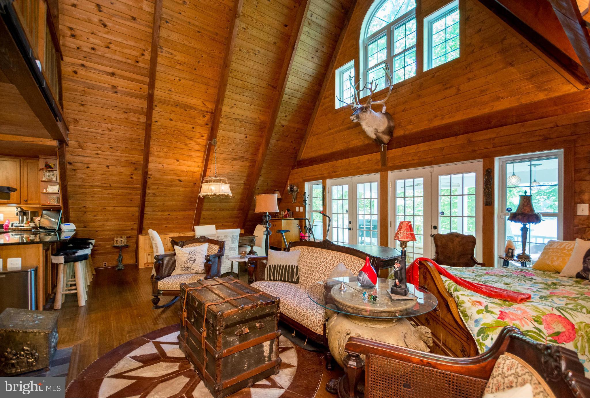 LAKE CAROLINE - Residential Lease