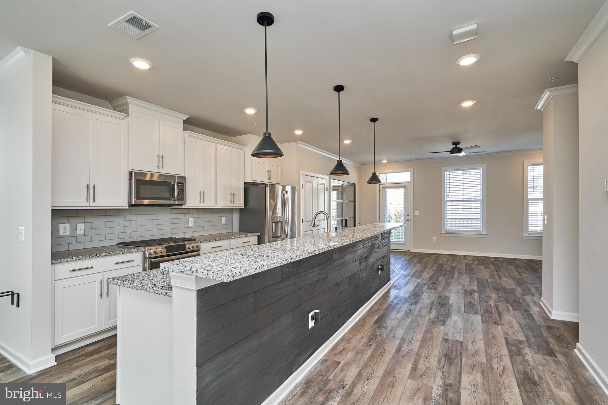 KINCORA - Residential Lease