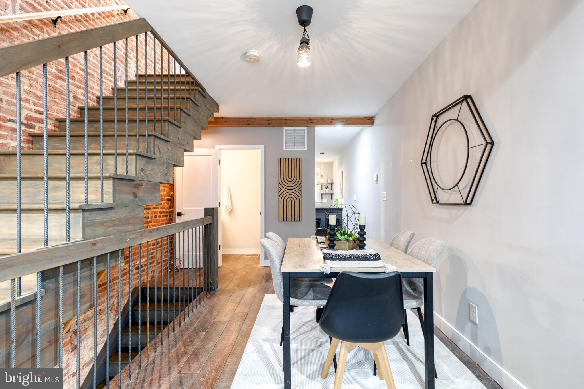 HIGHLANDTOWN - Residential