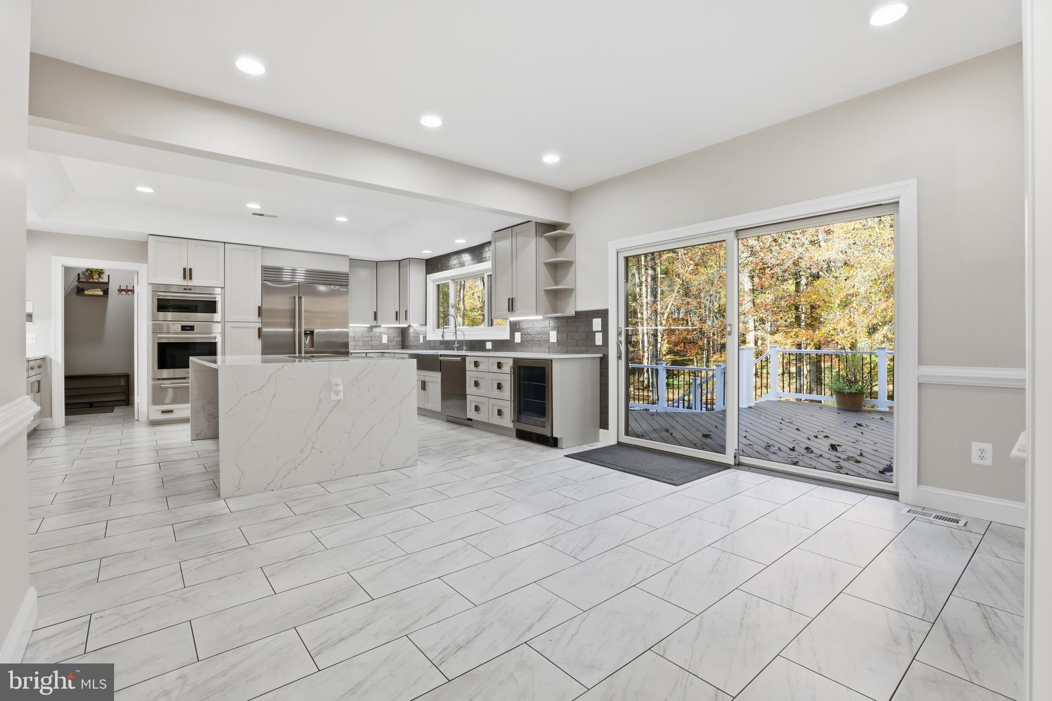 GRANBY WOODS - Residential Lease