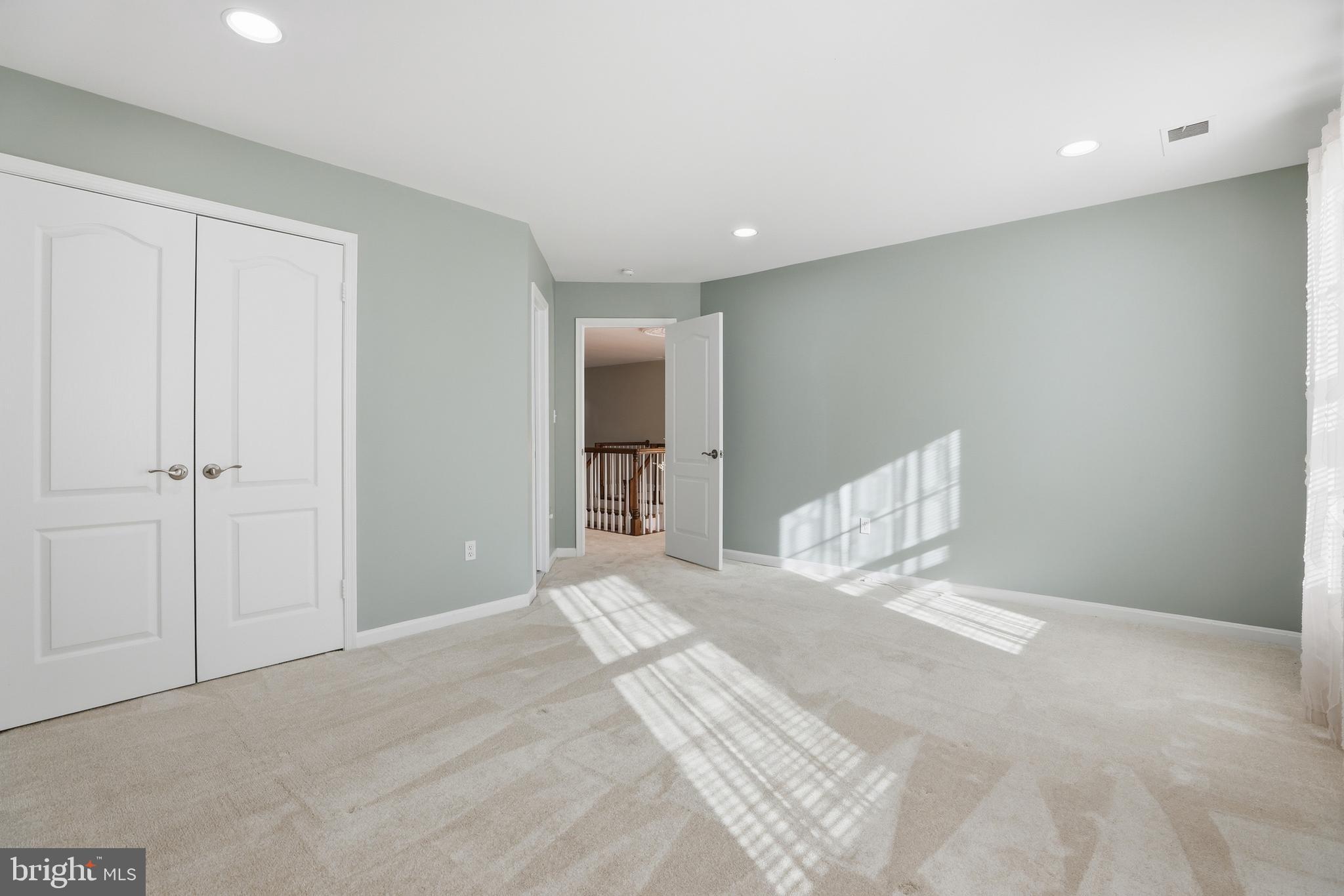 GRANBY WOODS - Residential Lease