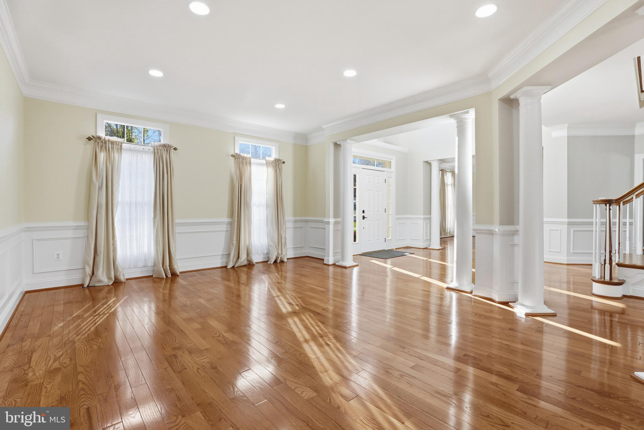 GRANBY WOODS - Residential Lease