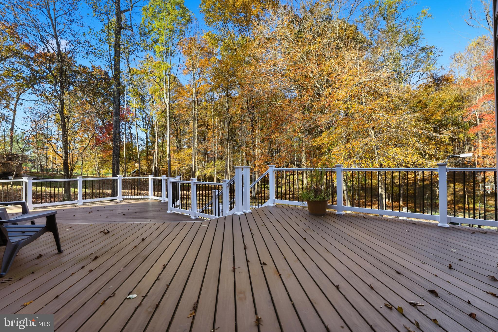 GRANBY WOODS - Residential Lease