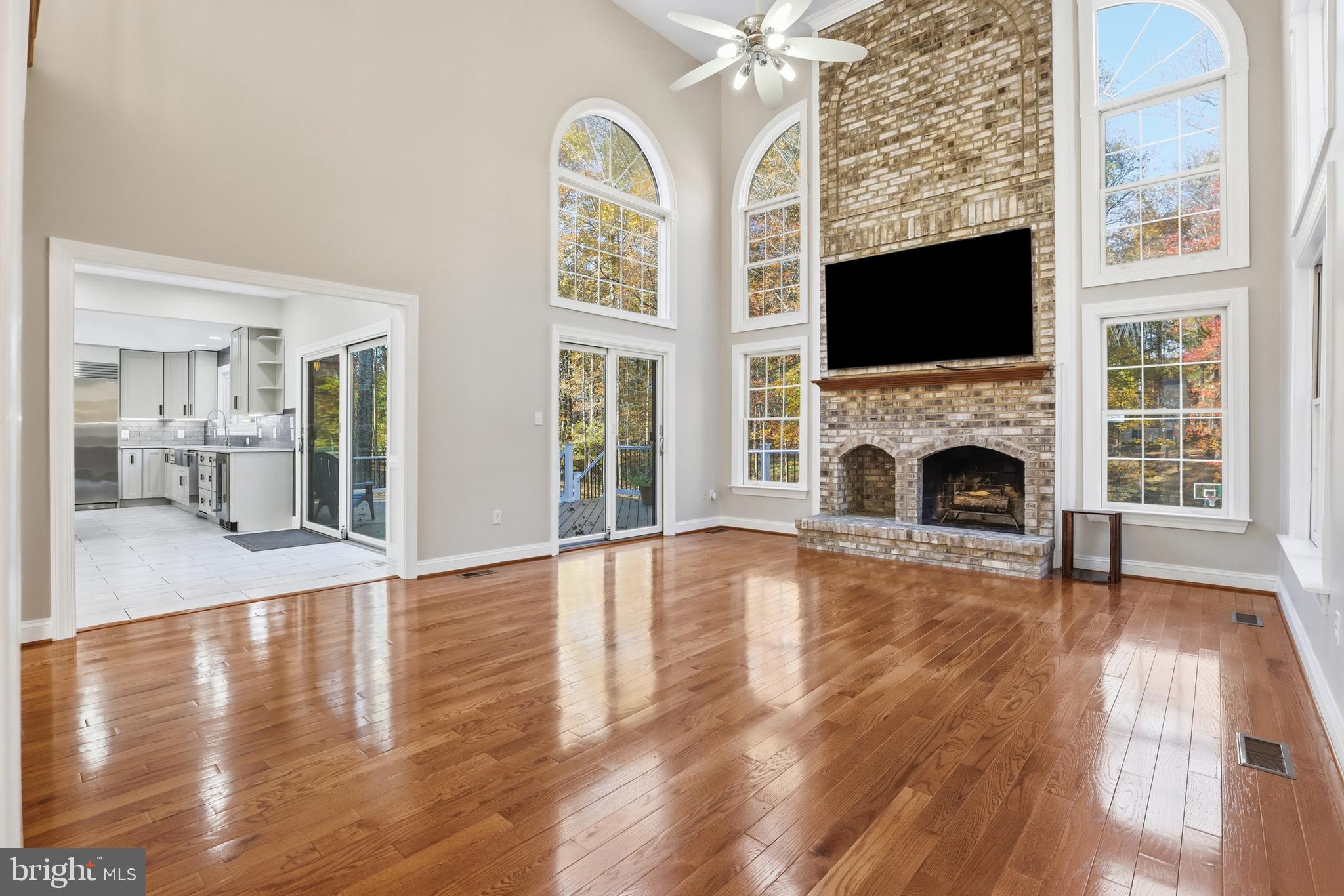 GRANBY WOODS - Residential Lease