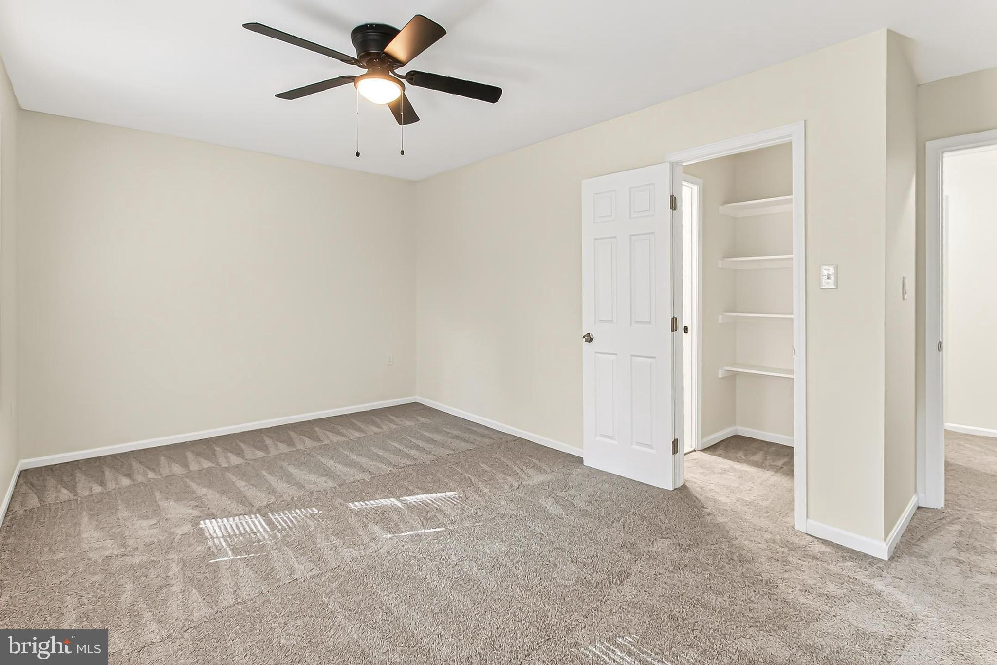 BURKE STATION SQUARE - Residential