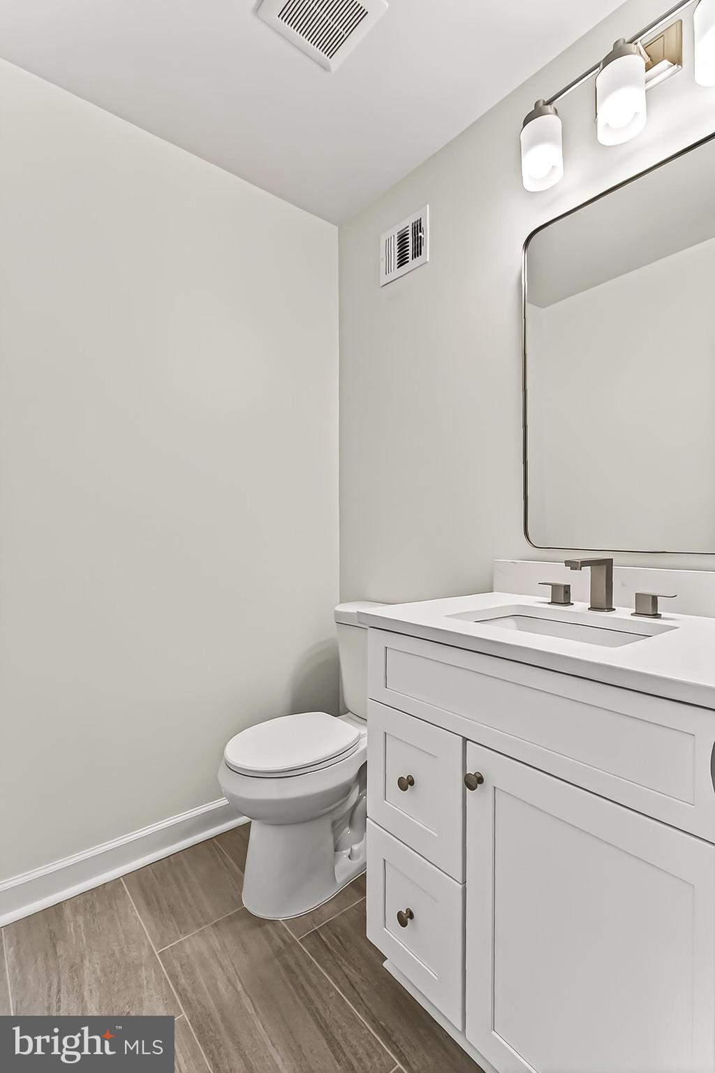 BURKE STATION SQUARE - Residential