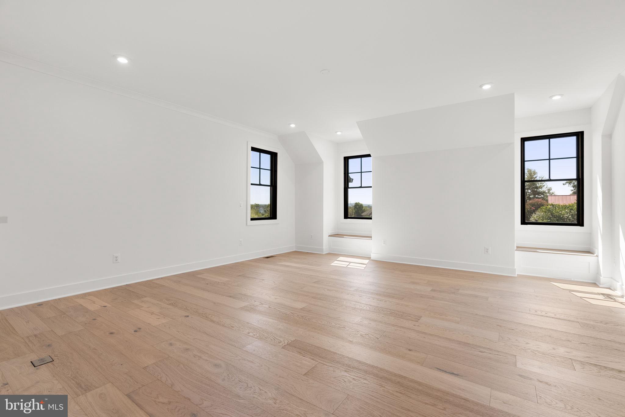 GLENMORE FARM - Residential