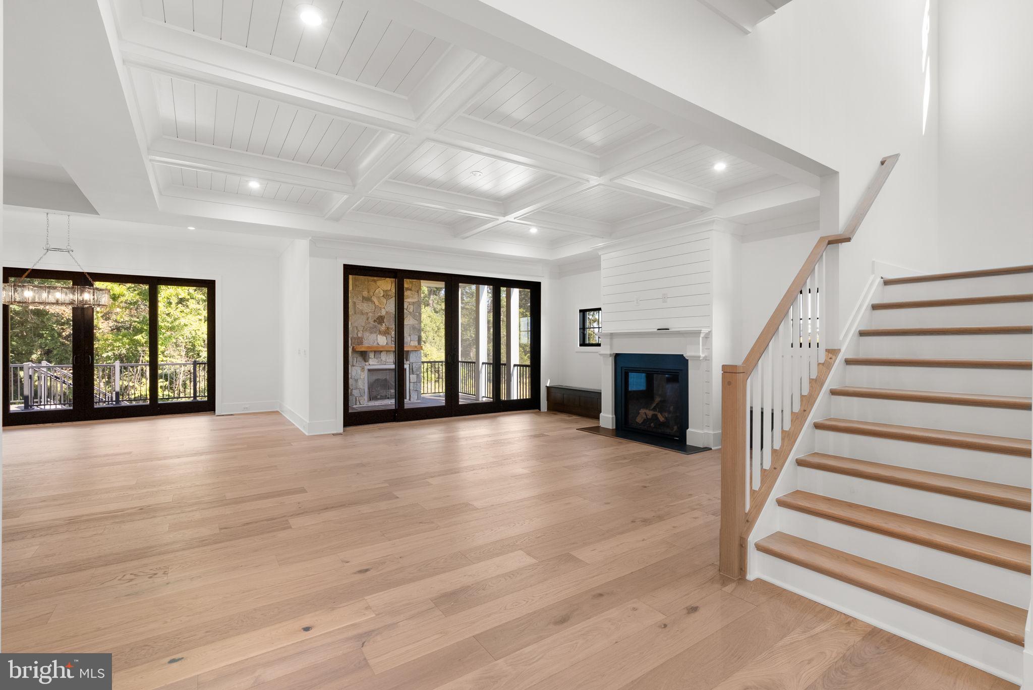 GLENMORE FARM - Residential