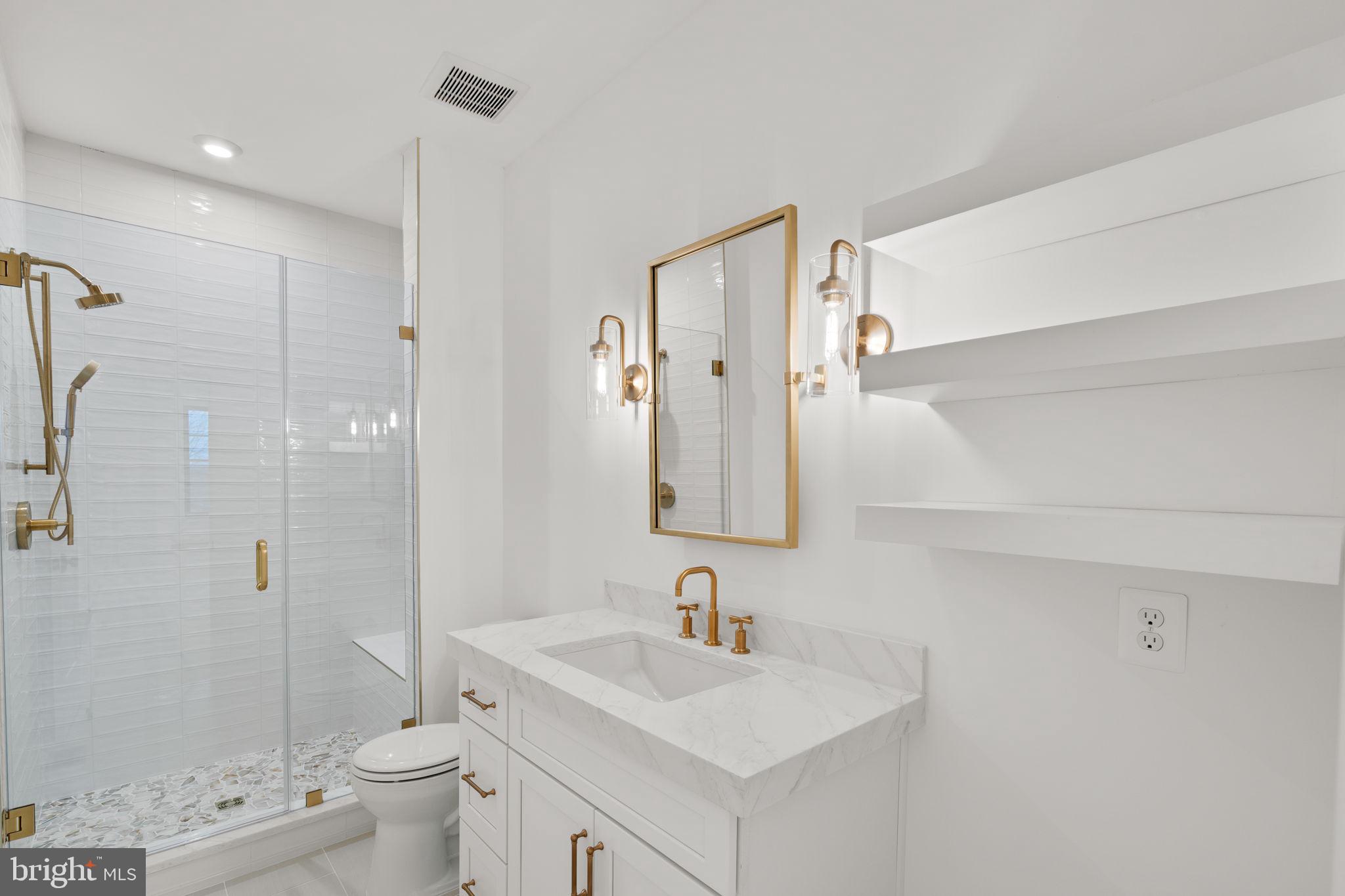 GLENMORE FARM - Residential