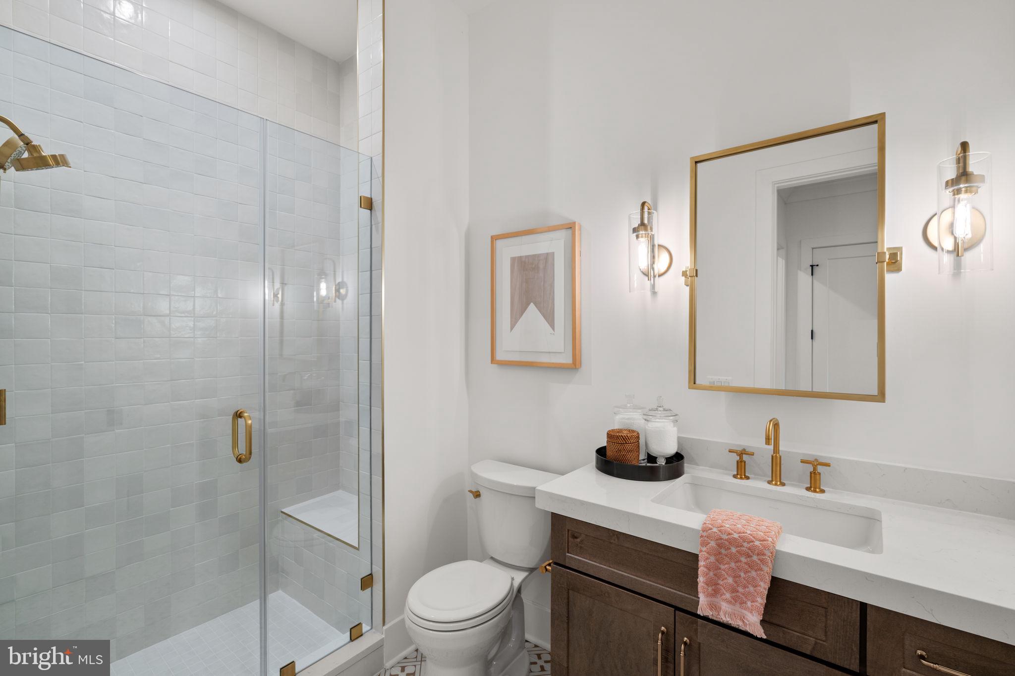 GLENMORE FARM - Residential