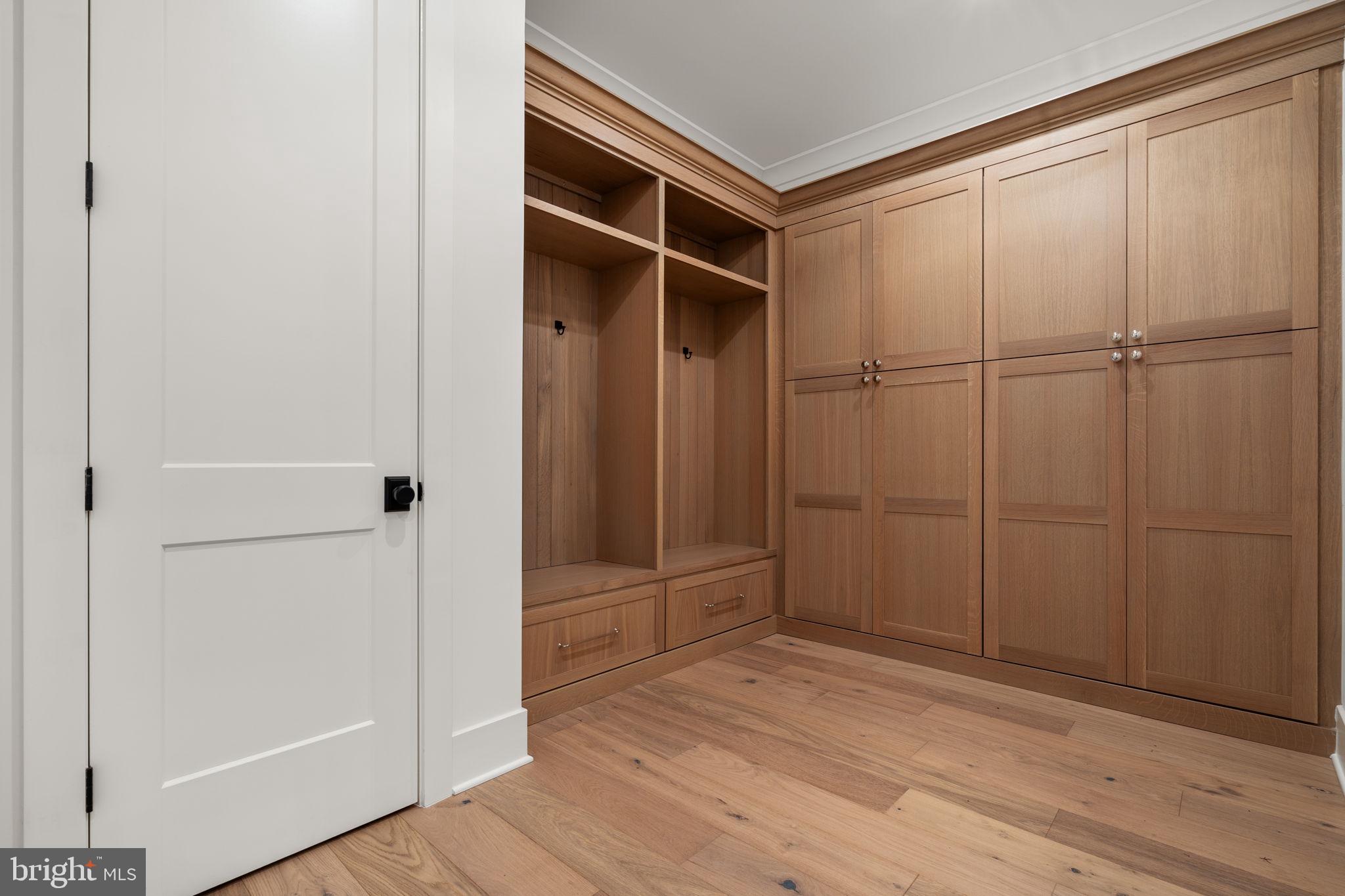 GLENMORE FARM - Residential