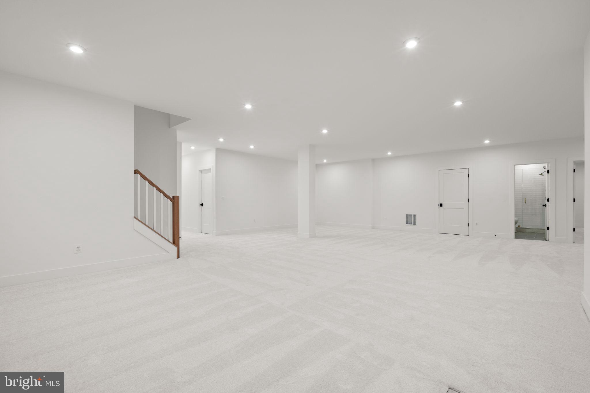 GLENMORE FARM - Residential