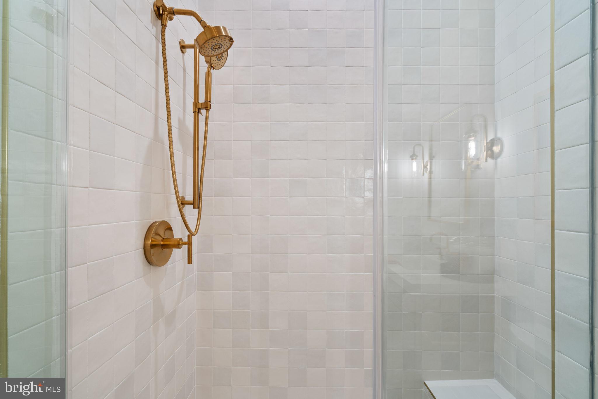 GLENMORE FARM - Residential