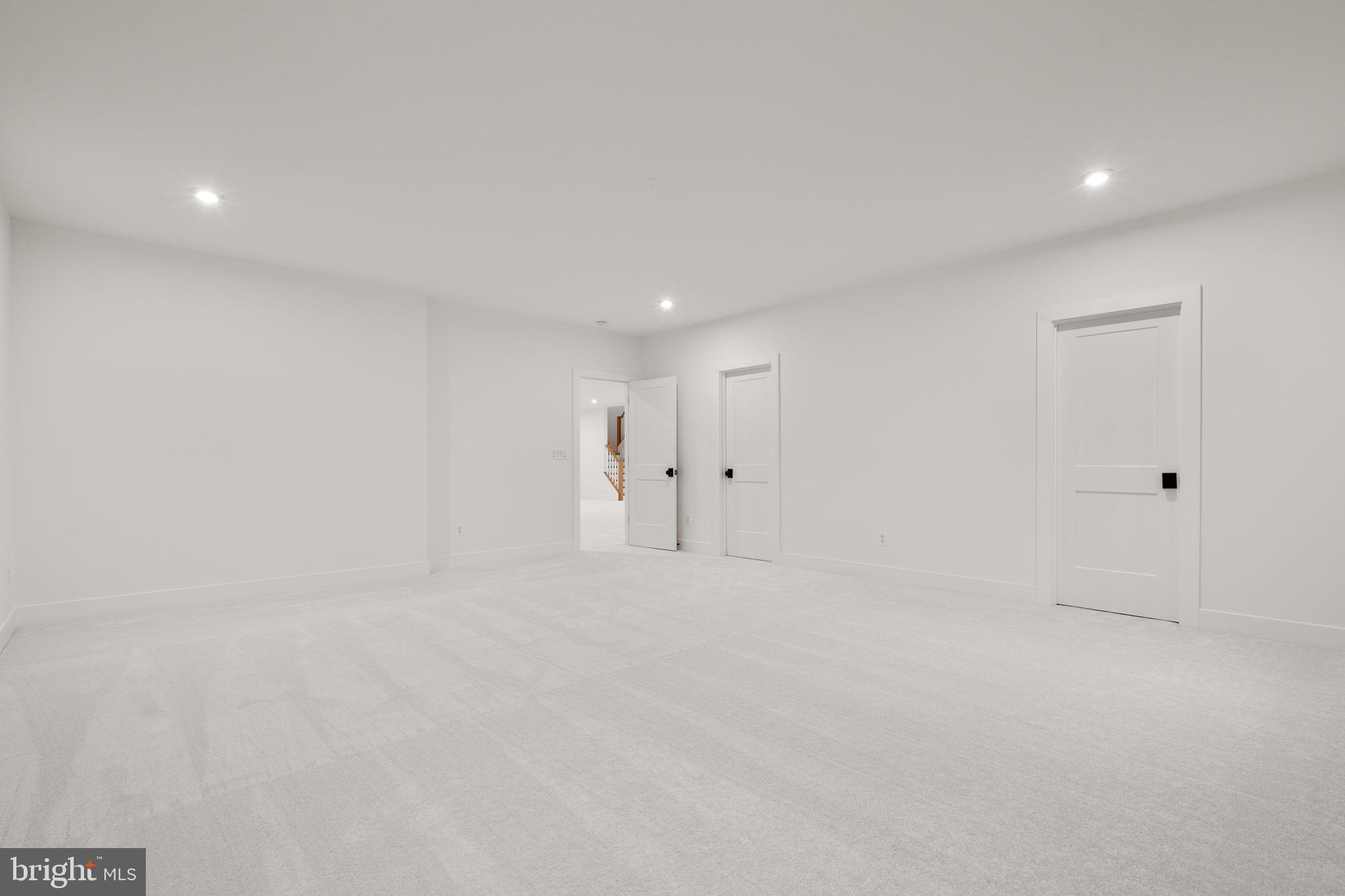 GLENMORE FARM - Residential