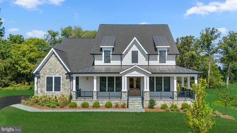 38652 JOHN WOLFORD ROAD WATERFORD VA 20197