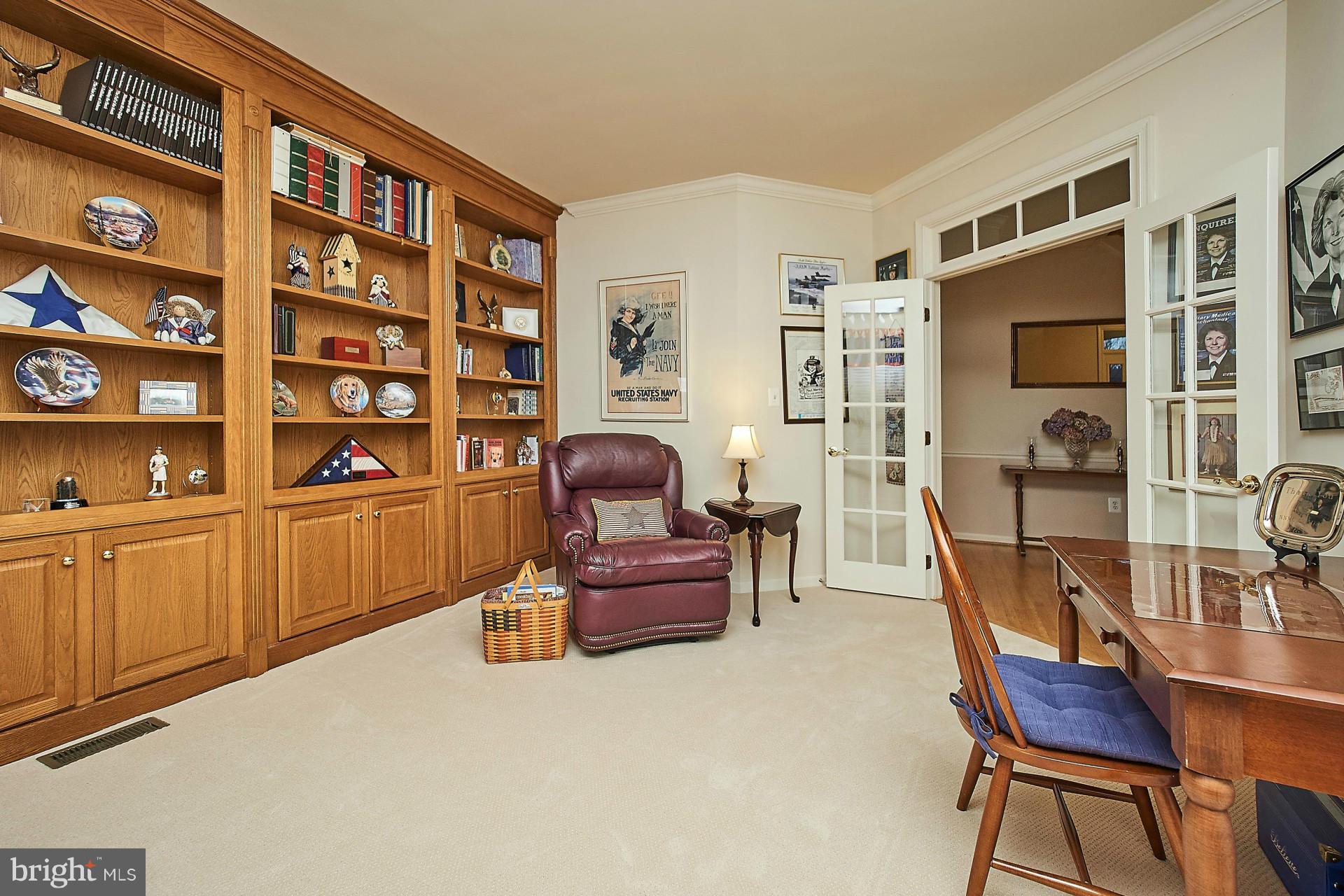 EDGEMOORE MANOR - Residential