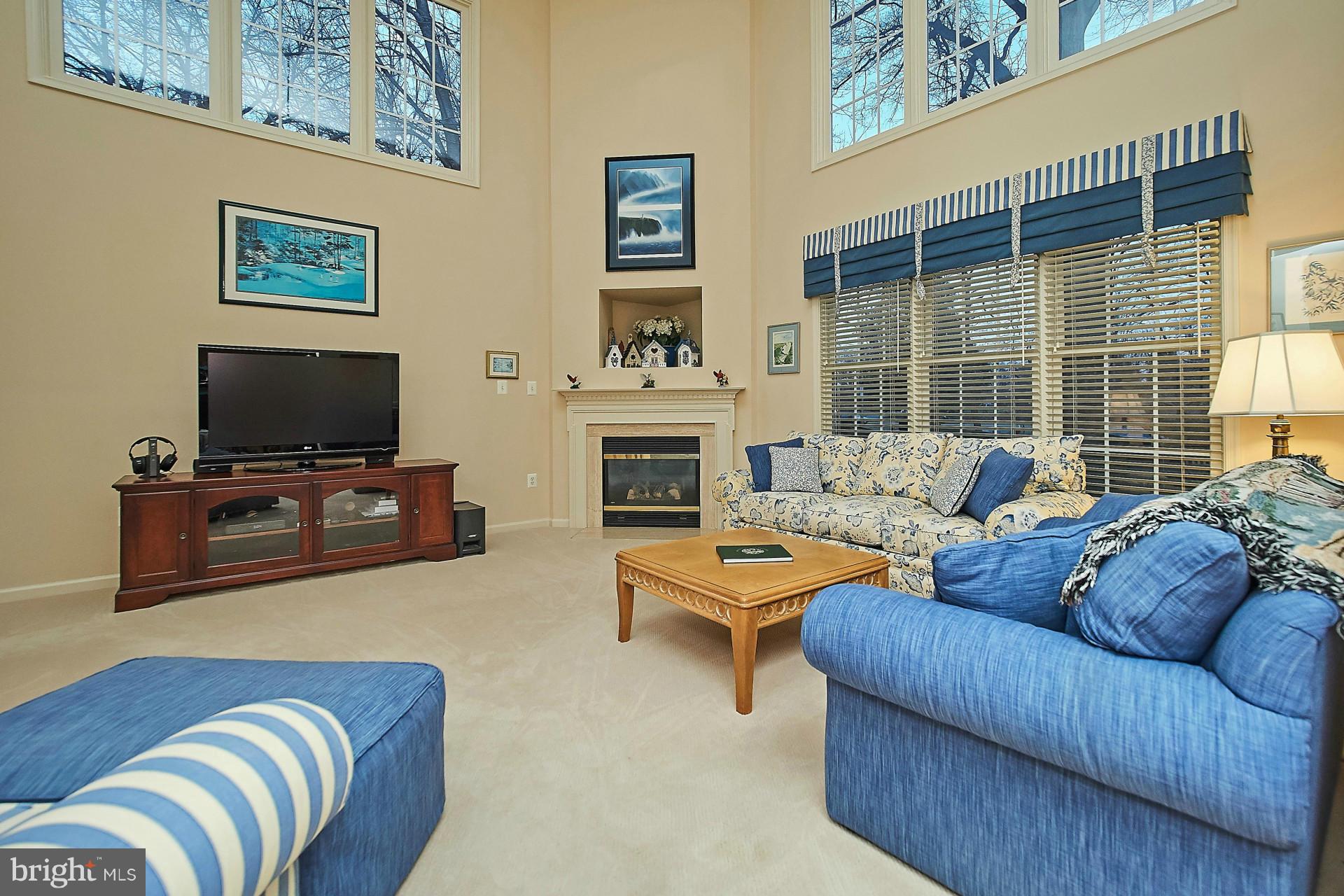 EDGEMOORE MANOR - Residential