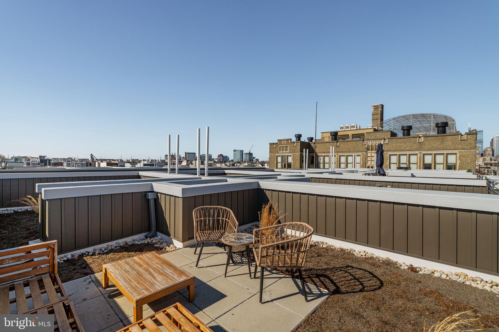 POINT BREEZE - Residential Lease