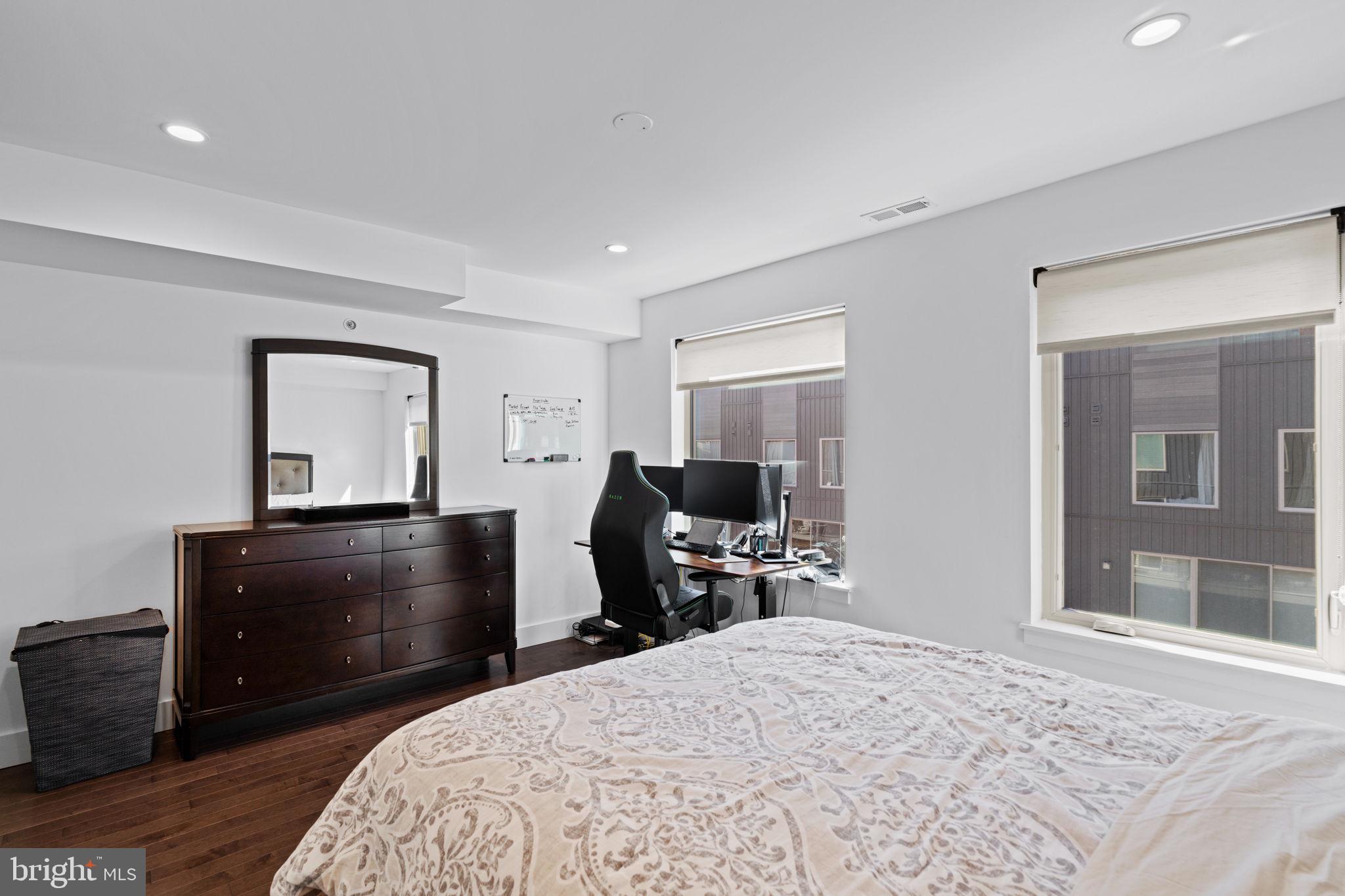 POINT BREEZE - Residential Lease