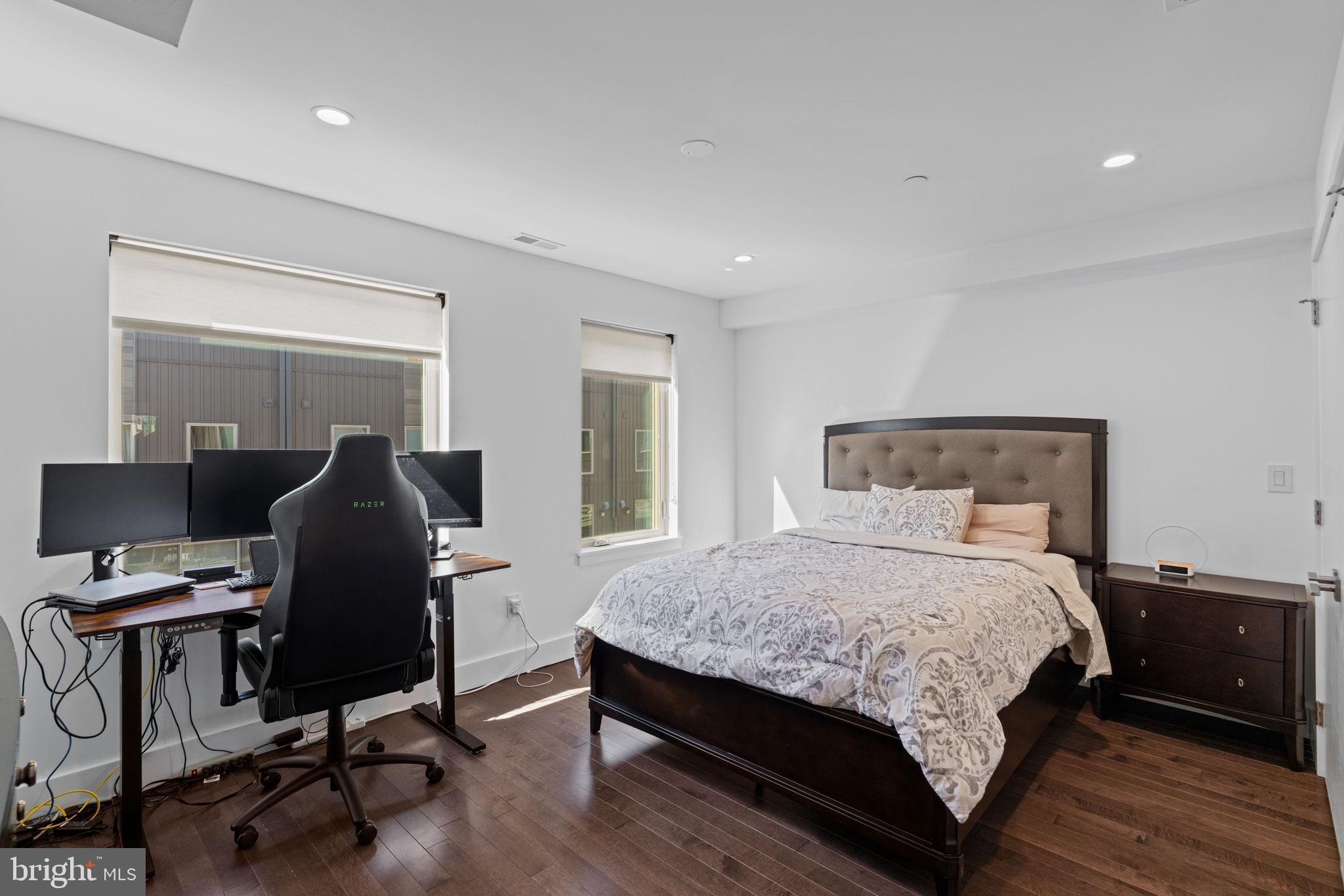 POINT BREEZE - Residential Lease