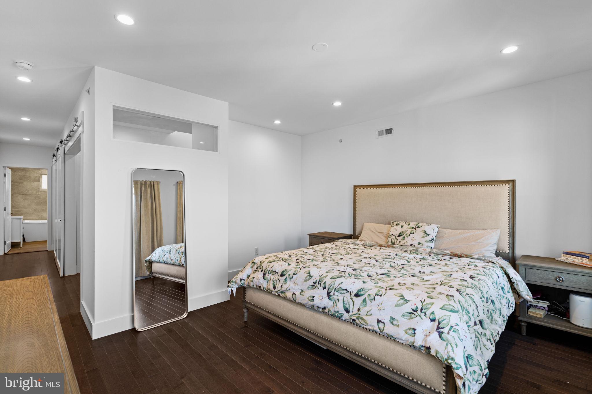 POINT BREEZE - Residential Lease