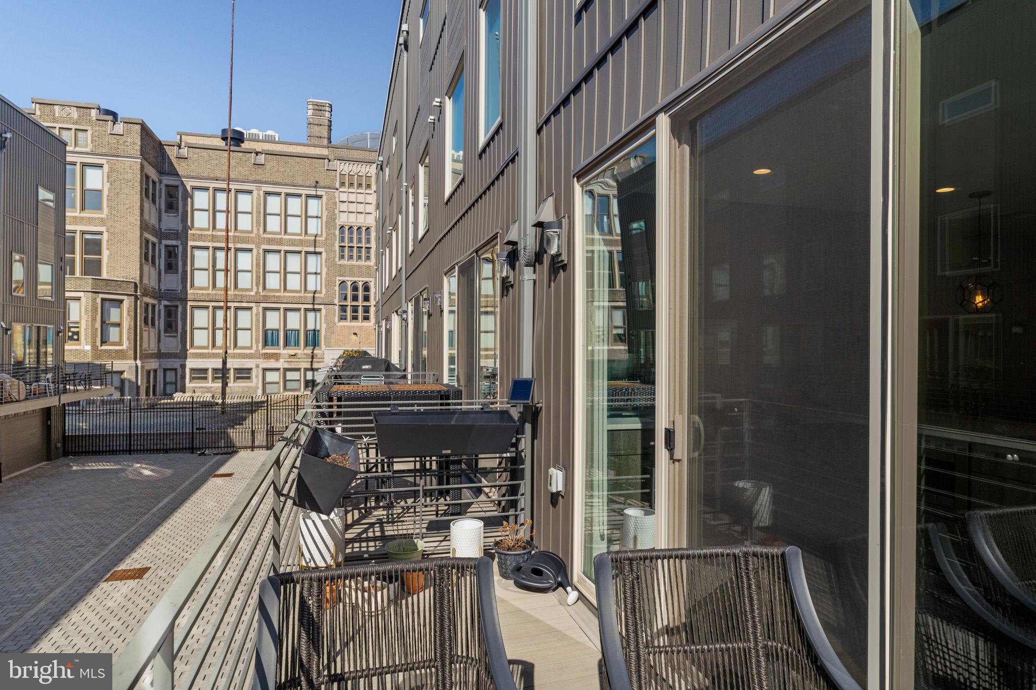 POINT BREEZE - Residential Lease