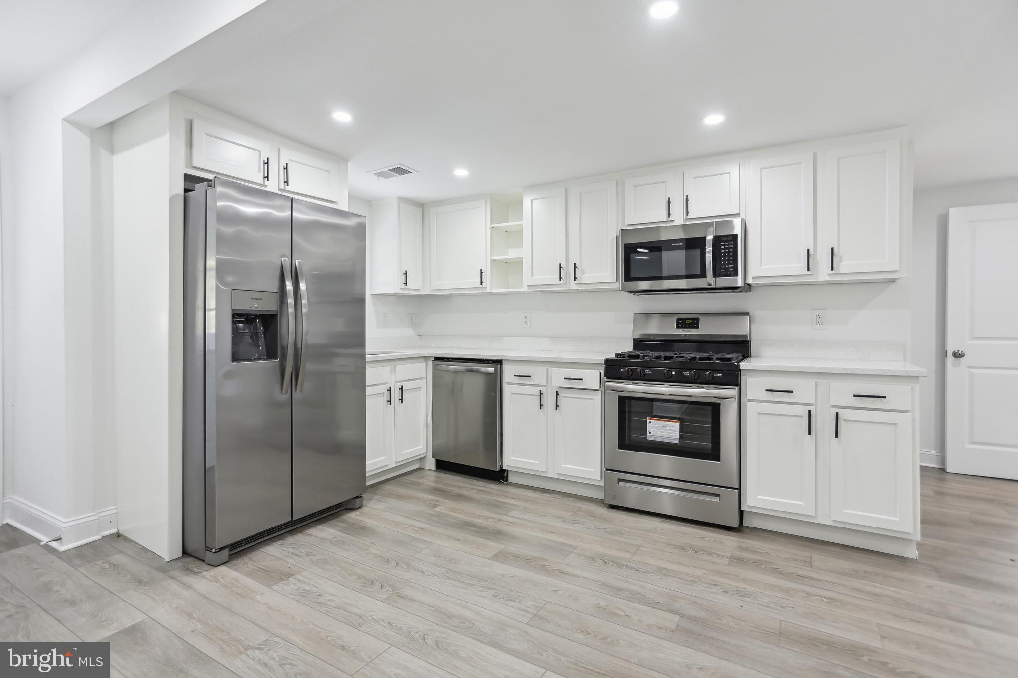 BRADBURY - Residential