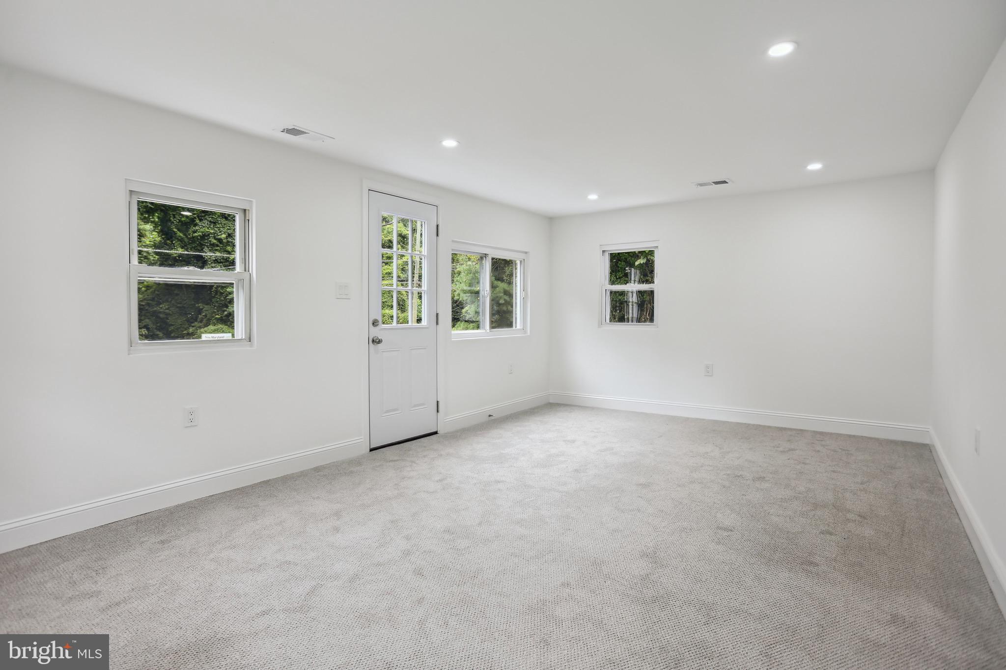 BRADBURY - Residential