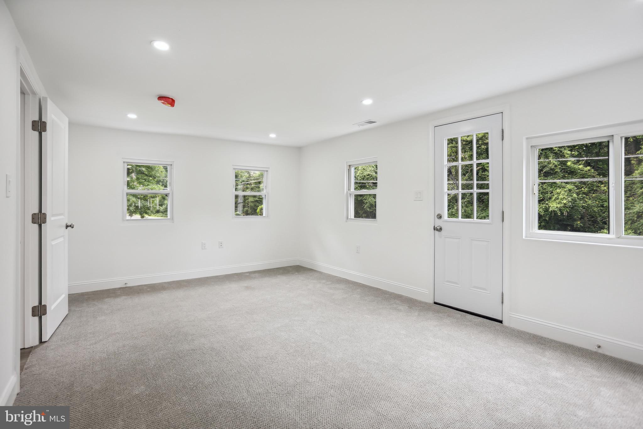 BRADBURY - Residential