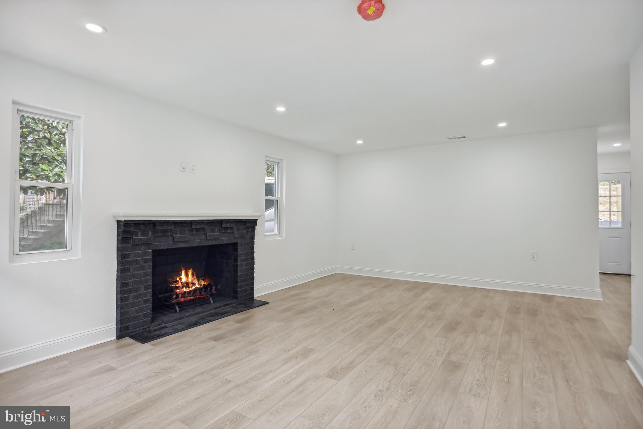 BRADBURY - Residential