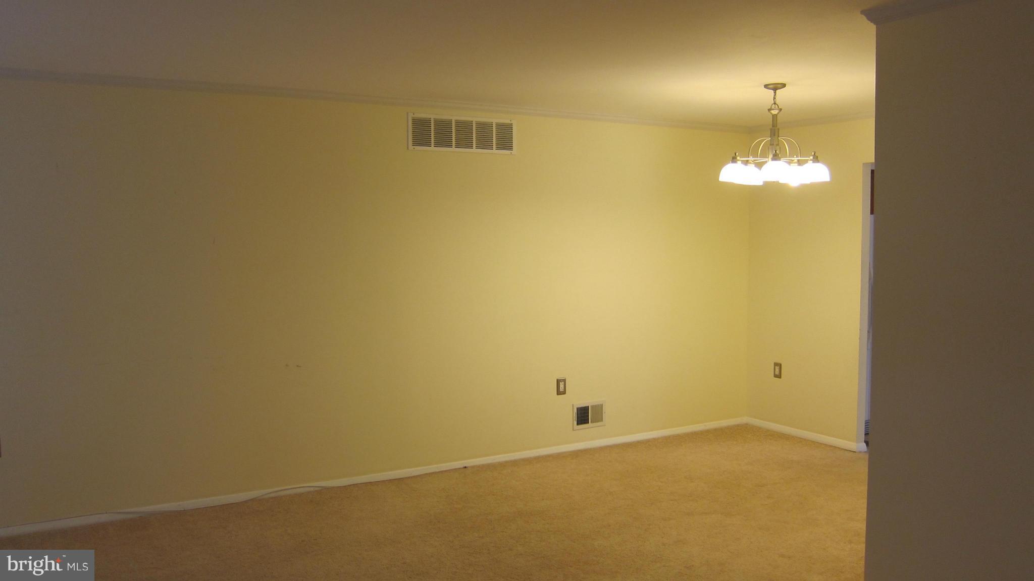 VILLAGE OAKS - Residential Lease