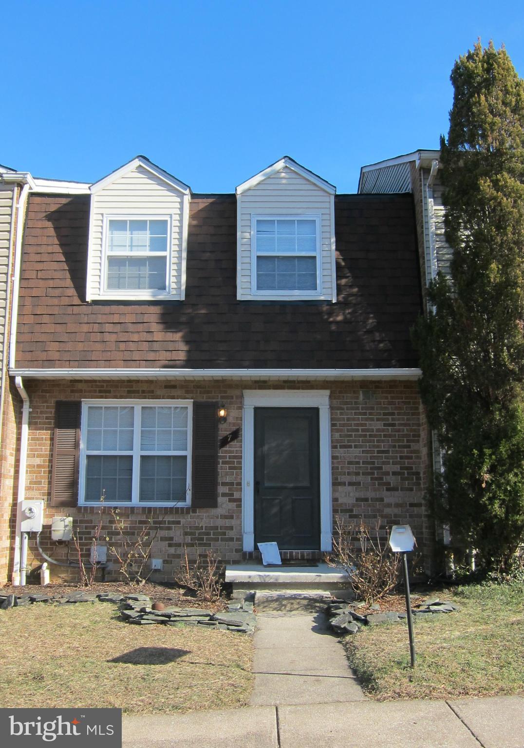 VILLAGE OAKS - Residential Lease