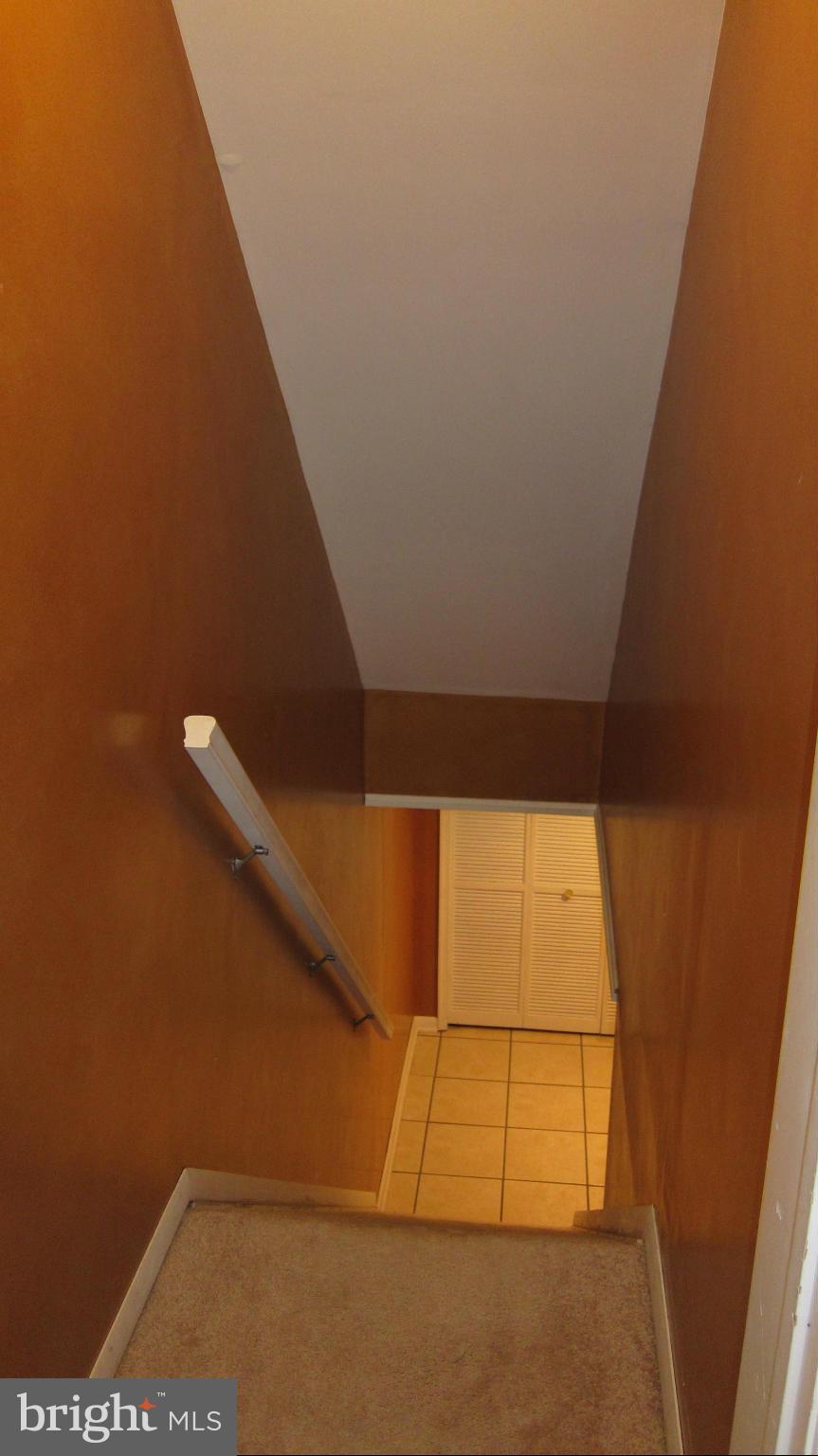 VILLAGE OAKS - Residential Lease