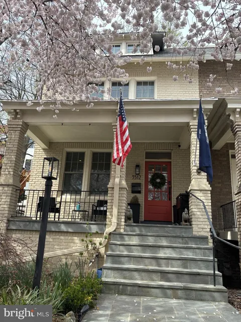 3512 30th Street NW, Washington, DC MLS: DCDC2193694