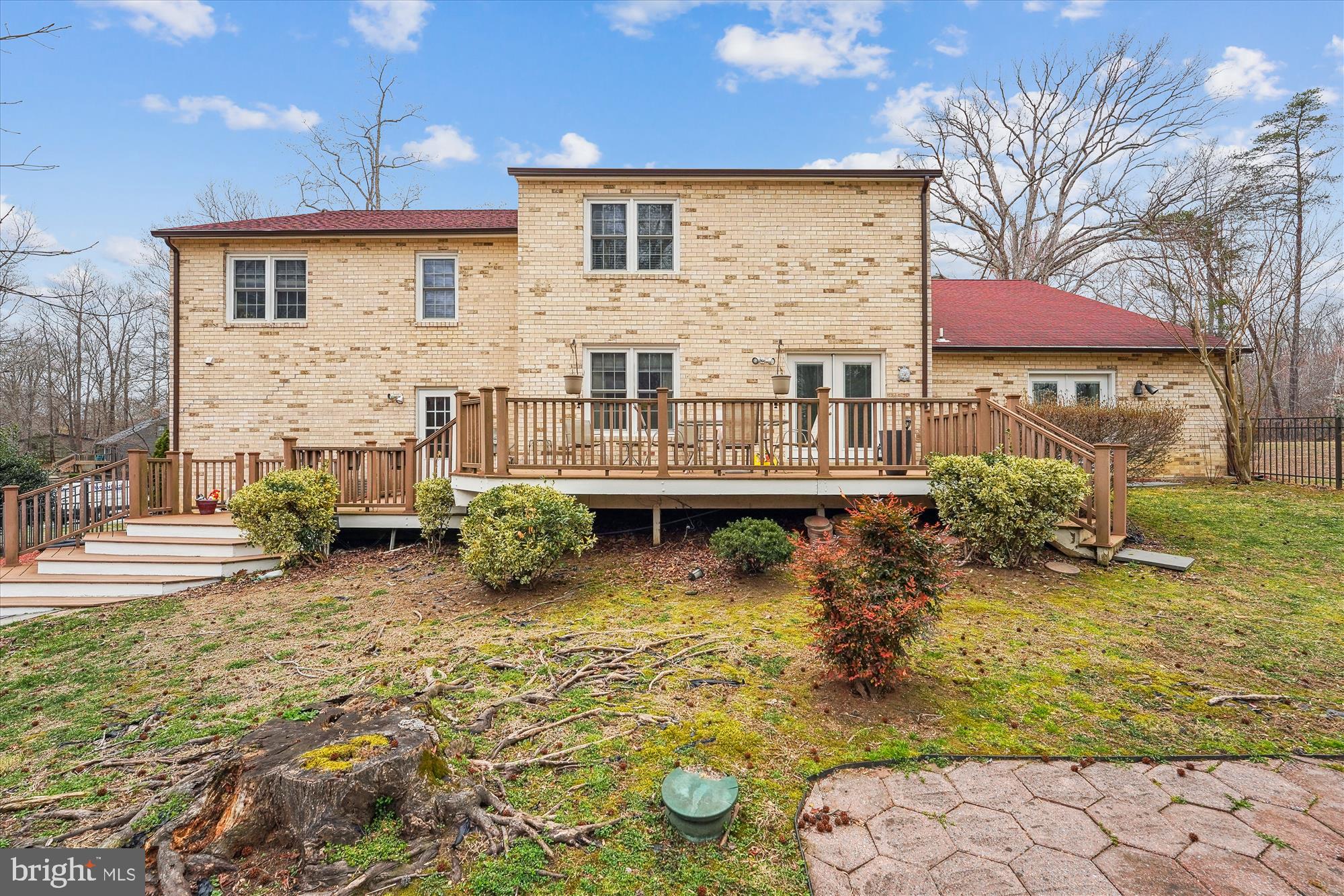 GARDEN ESTATES - Residential