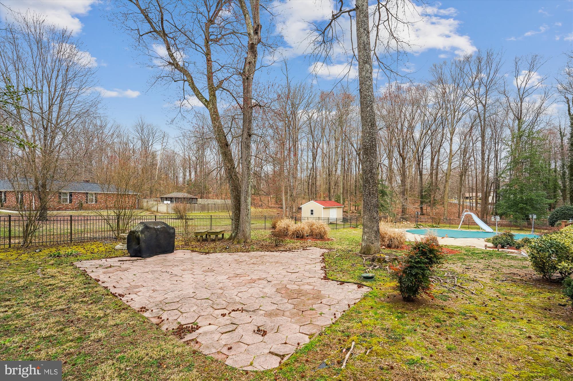 GARDEN ESTATES - Residential