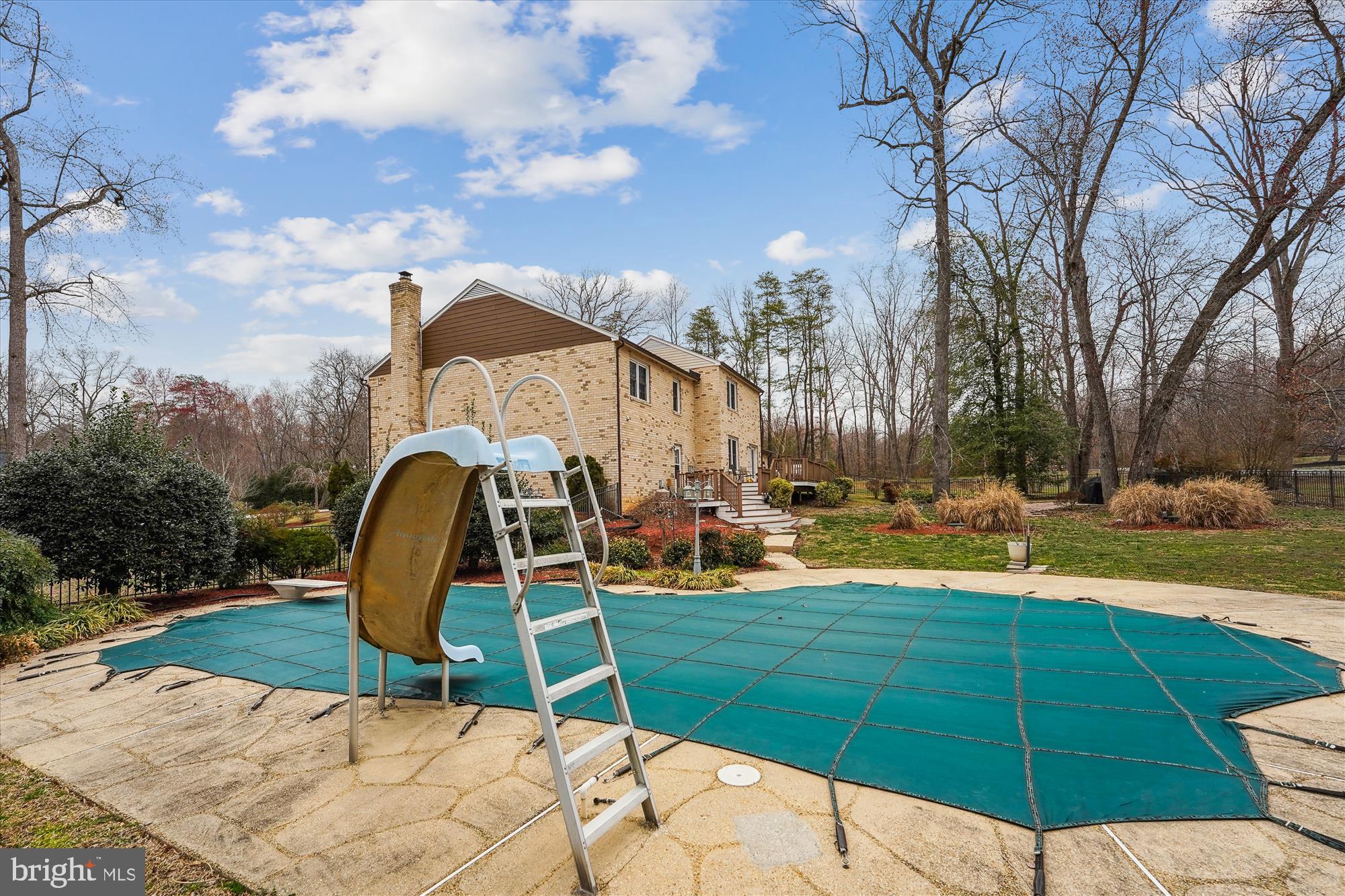 GARDEN ESTATES - Residential