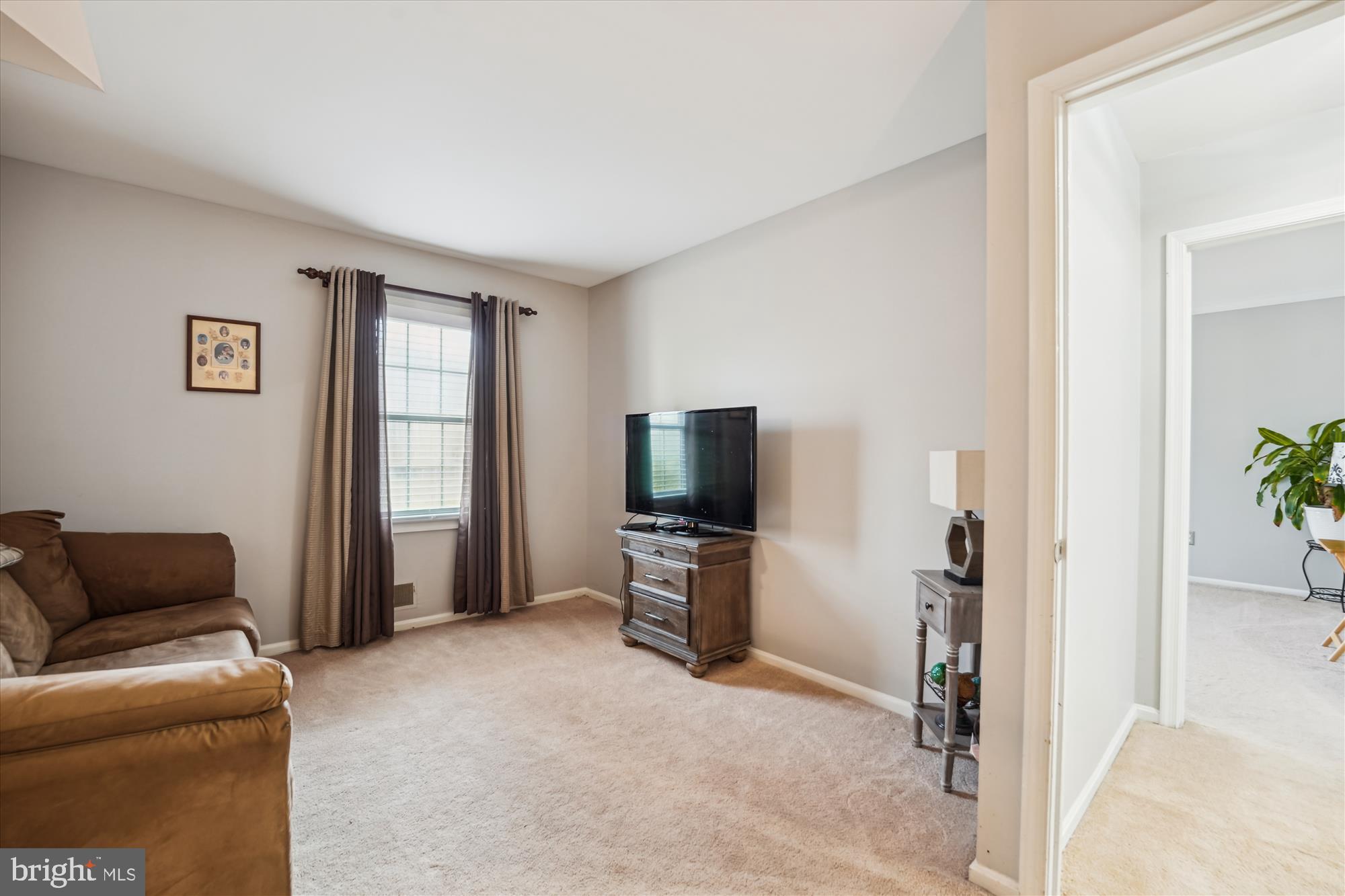 GARDEN ESTATES - Residential