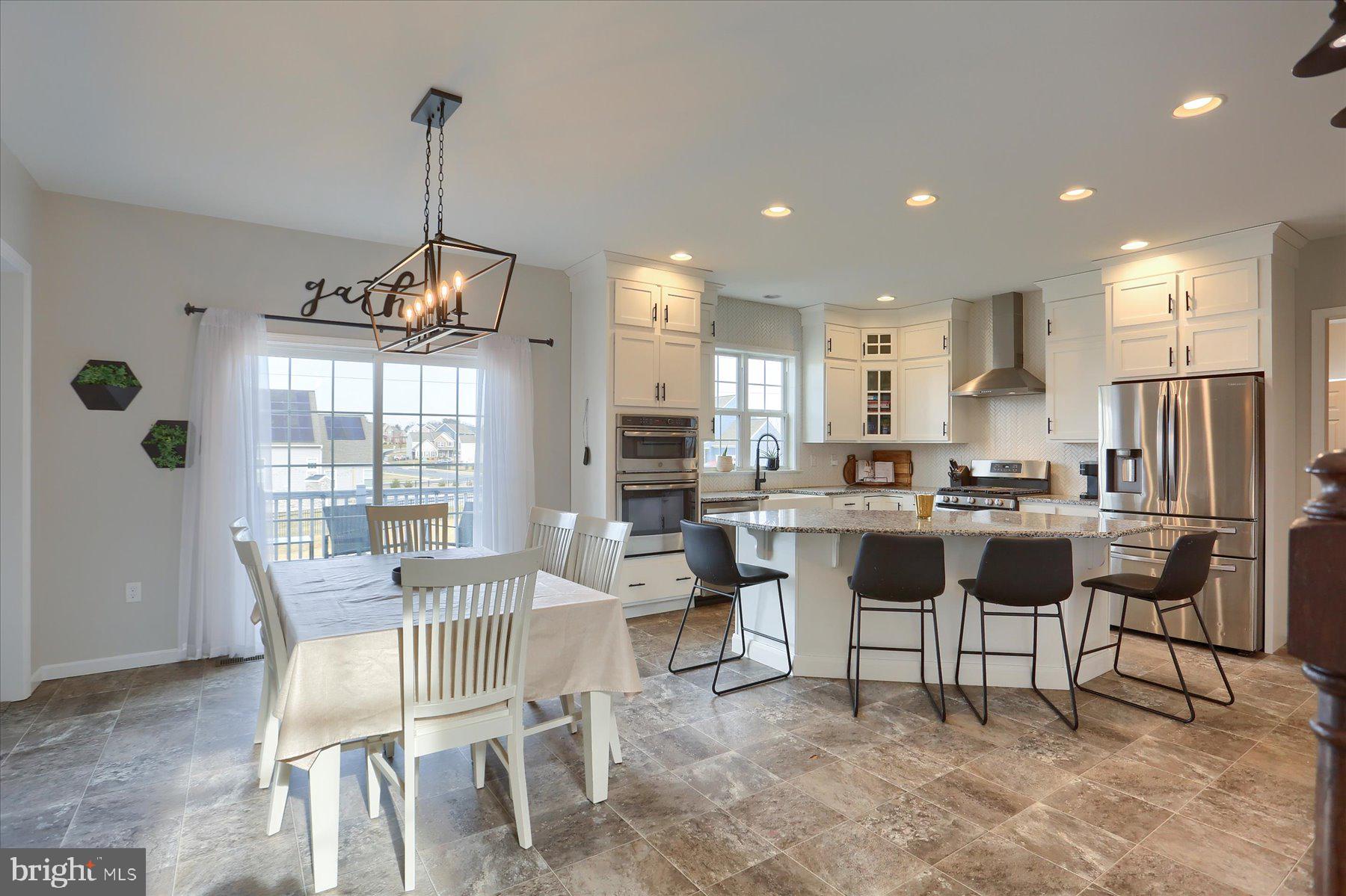 AMBER FIELDS - Residential