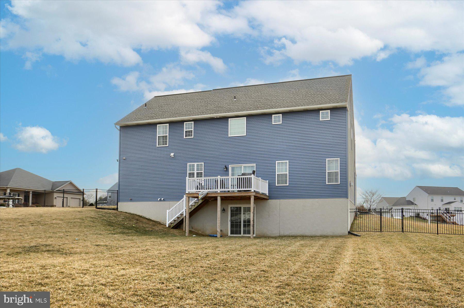 AMBER FIELDS - Residential