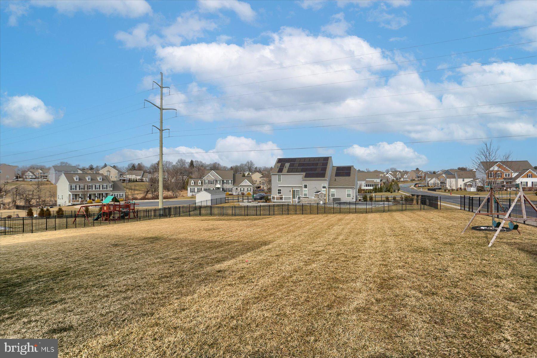 AMBER FIELDS - Residential
